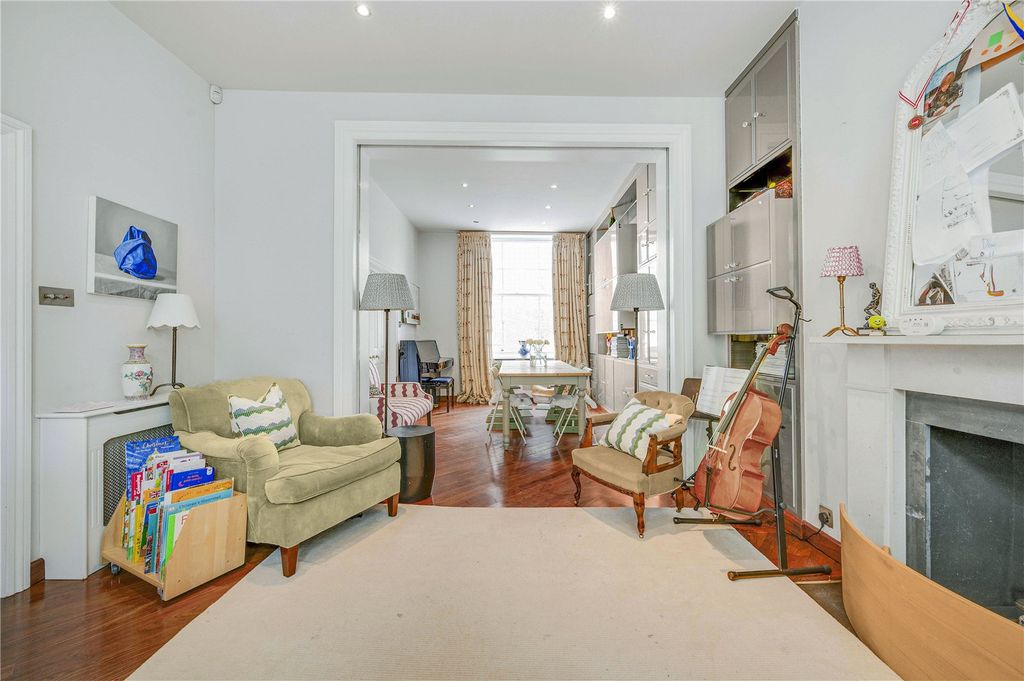 Property photo 2 of 29 Picture No. 71