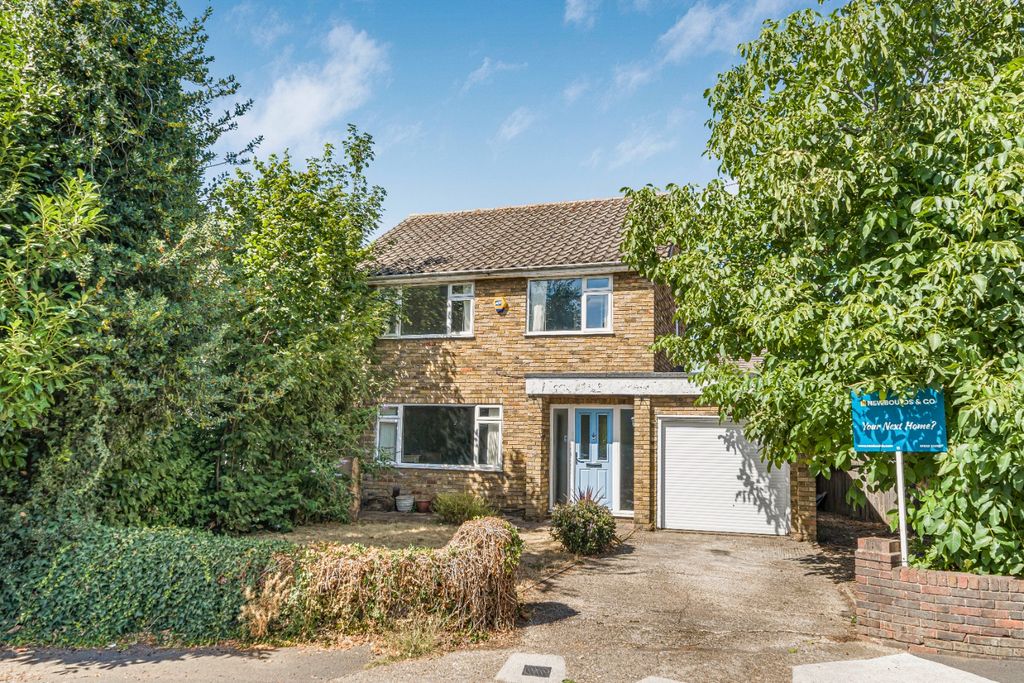 Property photo 1 of 9 1779710
