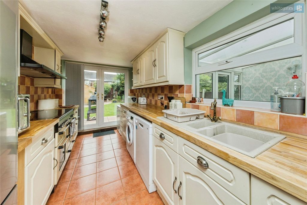Property photo 3 of 17 Picture No. 09