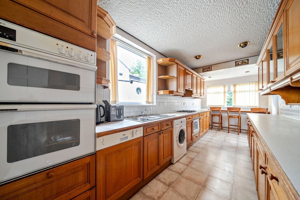 Property photo 3 of 20 1513523-16-6A8Ed6...