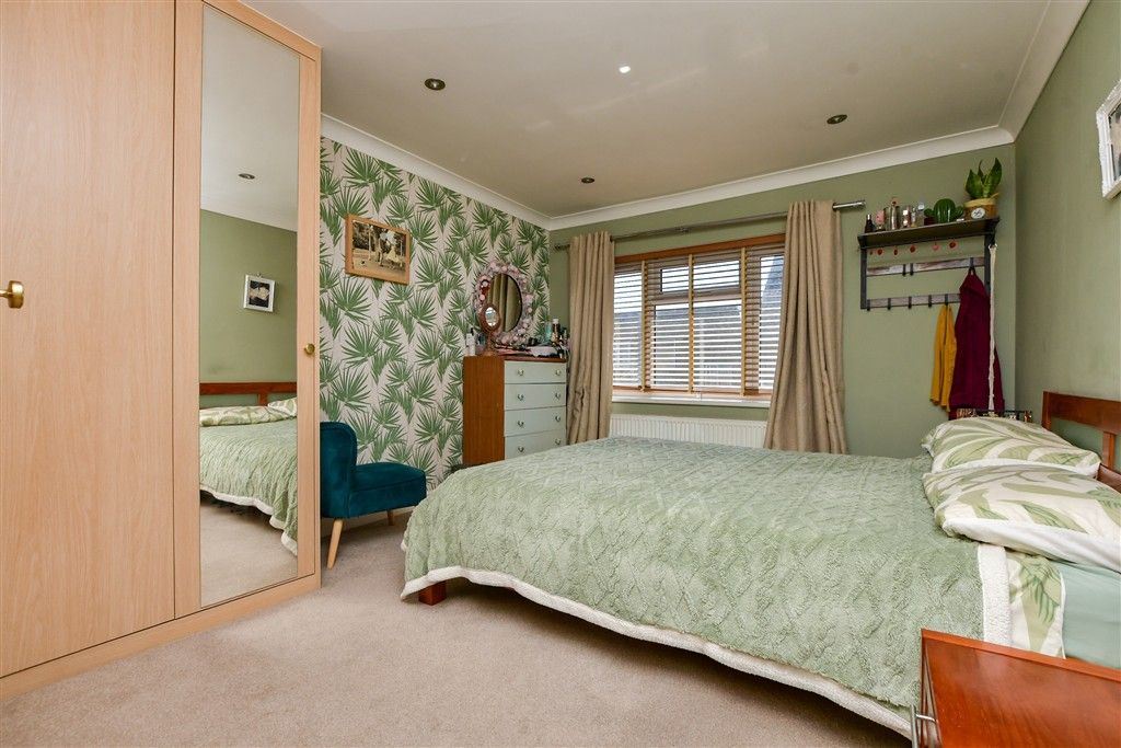 Property photo 3 of 11 Bedroom 1