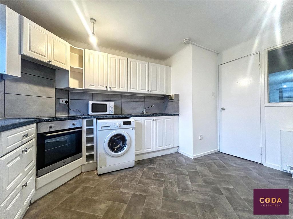 Property photo 3 of 10 Img_1925.Jpg