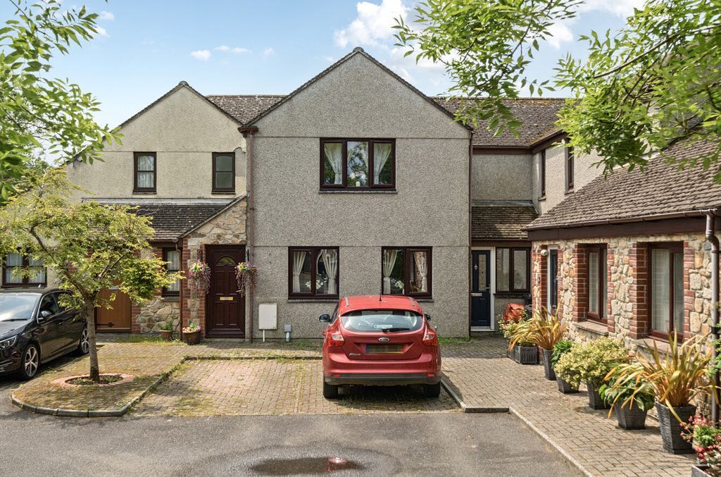 Property photo 1 of 18 1301936-14-683F0c...