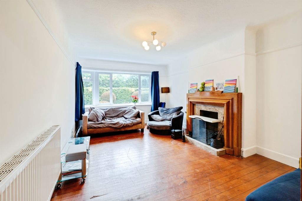 Property photo 2 of 20