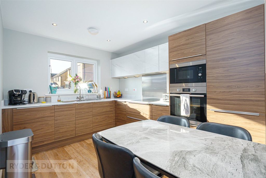 Property photo 2 of 19 Kitchen Diner