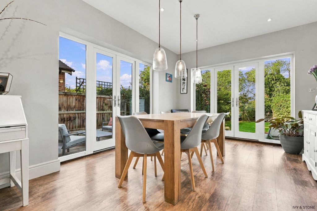 Property photo 1 of 29 5523810