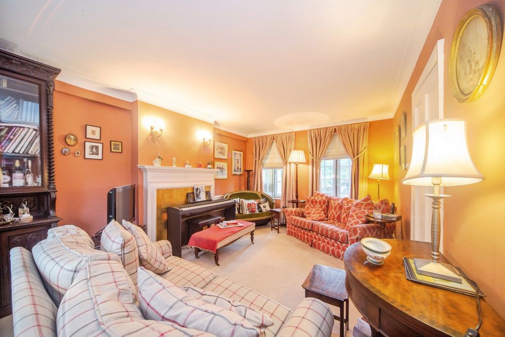 Property photo 2 of 18 Pbox-Img.Jpg