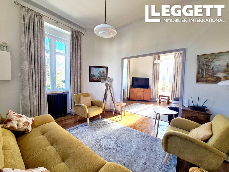 Property photo 2 of 10