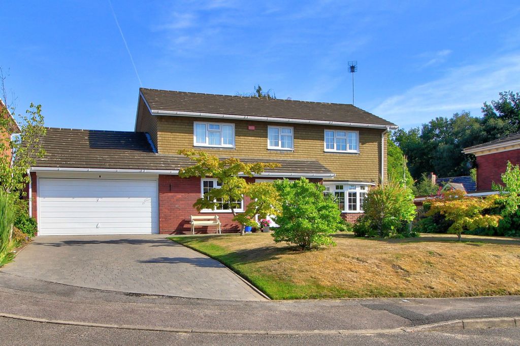 Property photo 1 of 21