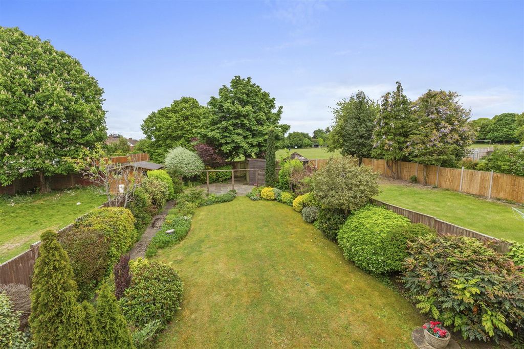 Property photo 3 of 17