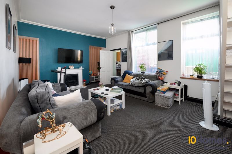 Property photo 1 of 9 Photo 15