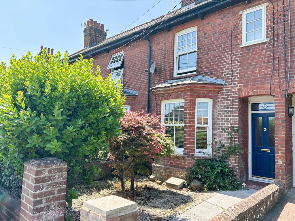 Property photo 1 of 18