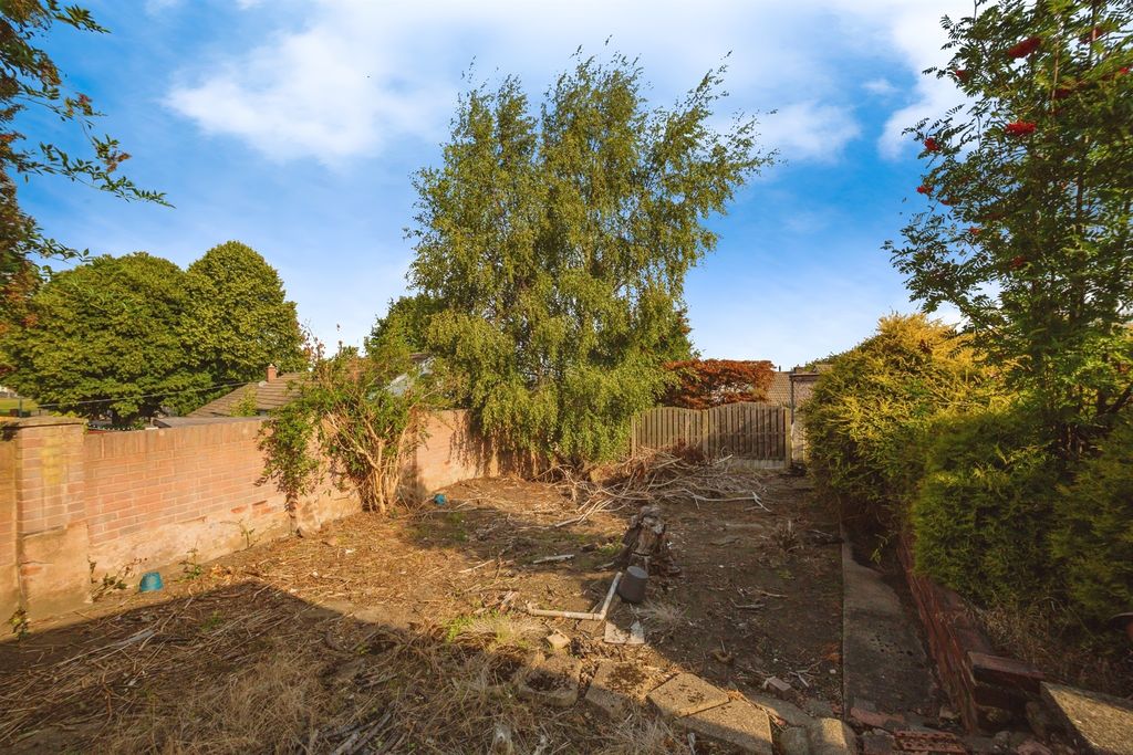 Property photo 3 of 14