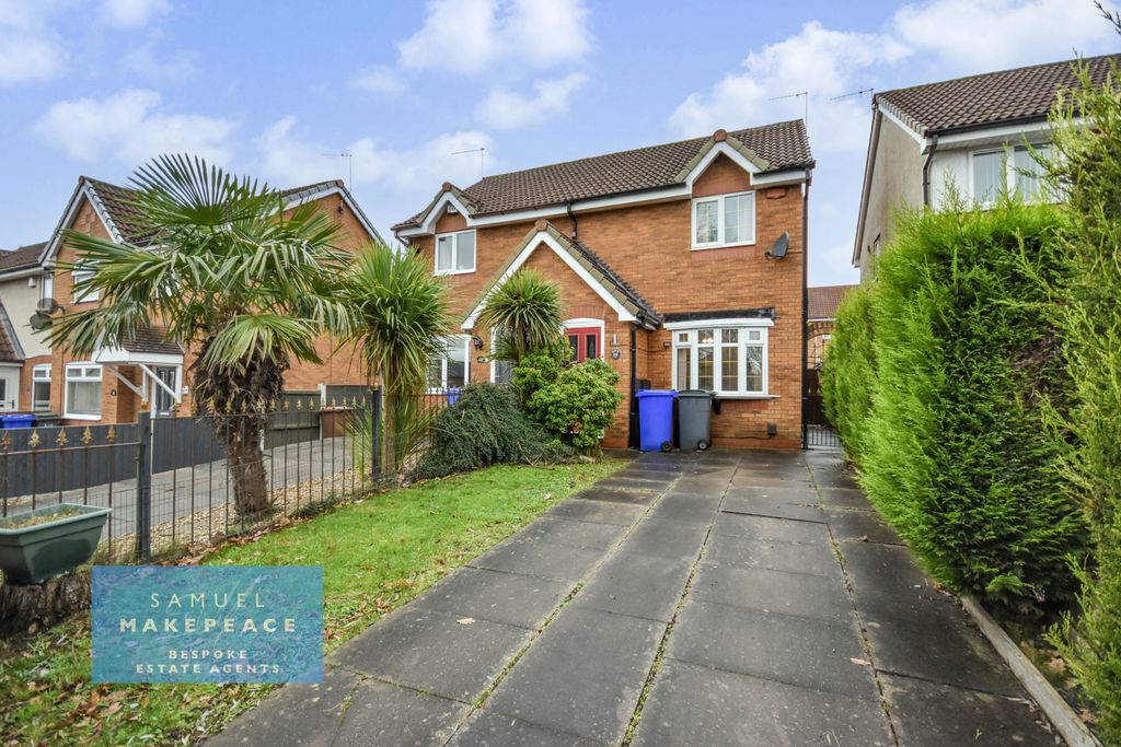 Property photo 1 of 12 Two Bedroom Semi Detached Property With Driveway