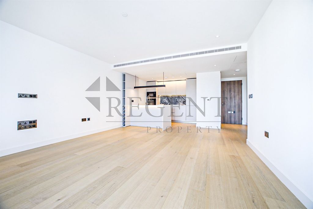 Property photo 2 of 9 Open Plan