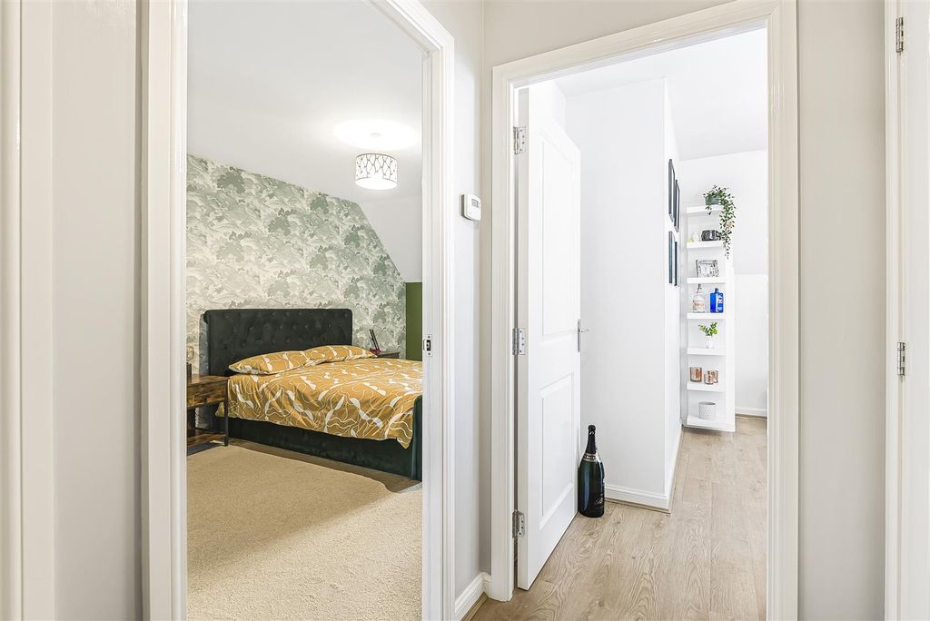 Property photo 3 of 17 8_62726.Jpg