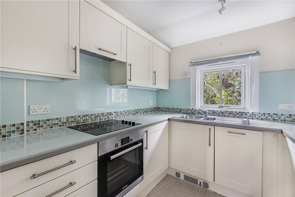 Property photo 2 of 14 Picture No. 02