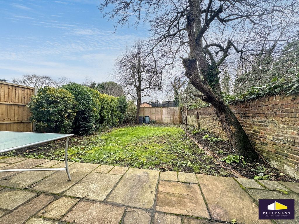 Property photo 2 of 13