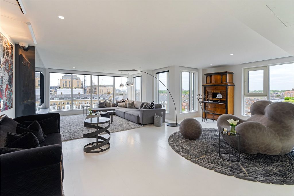 Property photo 1 of 13 Reception Room