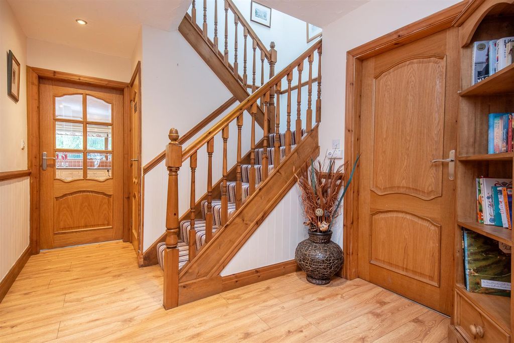Property photo 3 of 36 Staircase