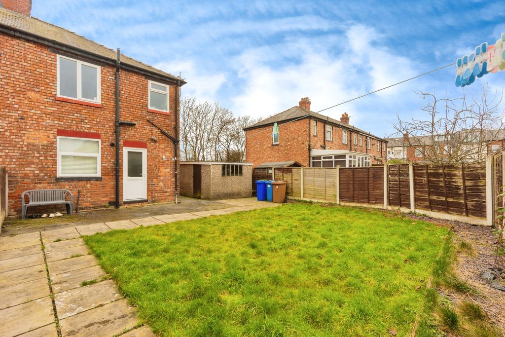 Property photo 2 of 15