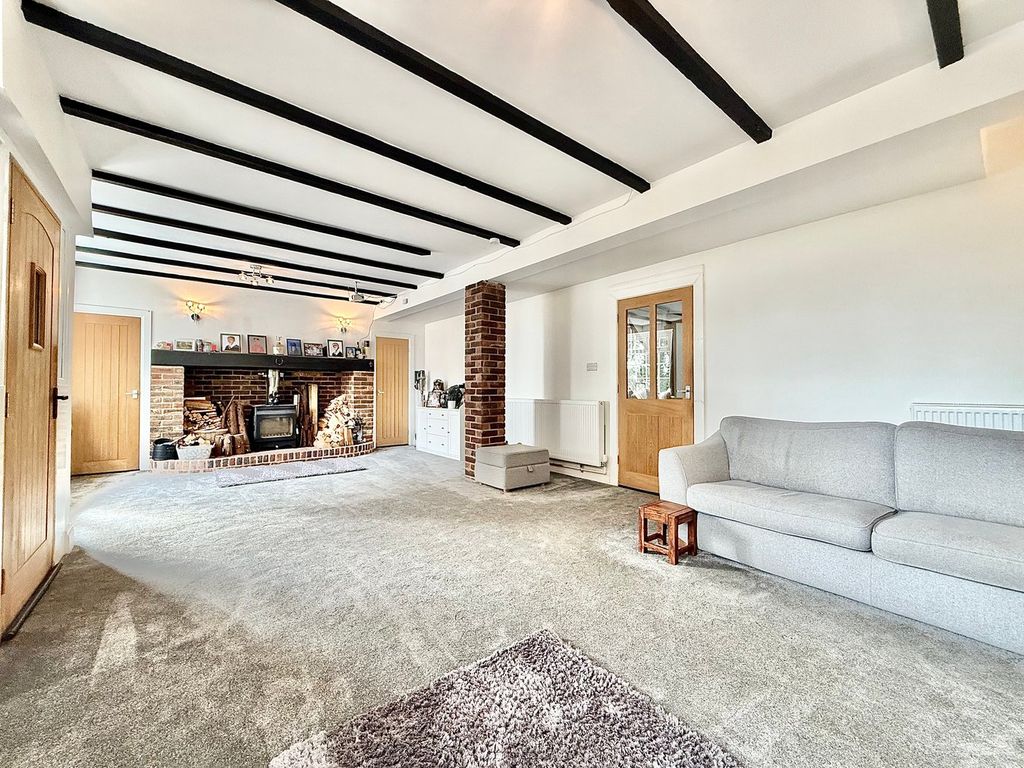 Property photo 1 of 30