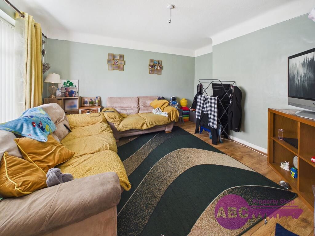 Property photo 3 of 22