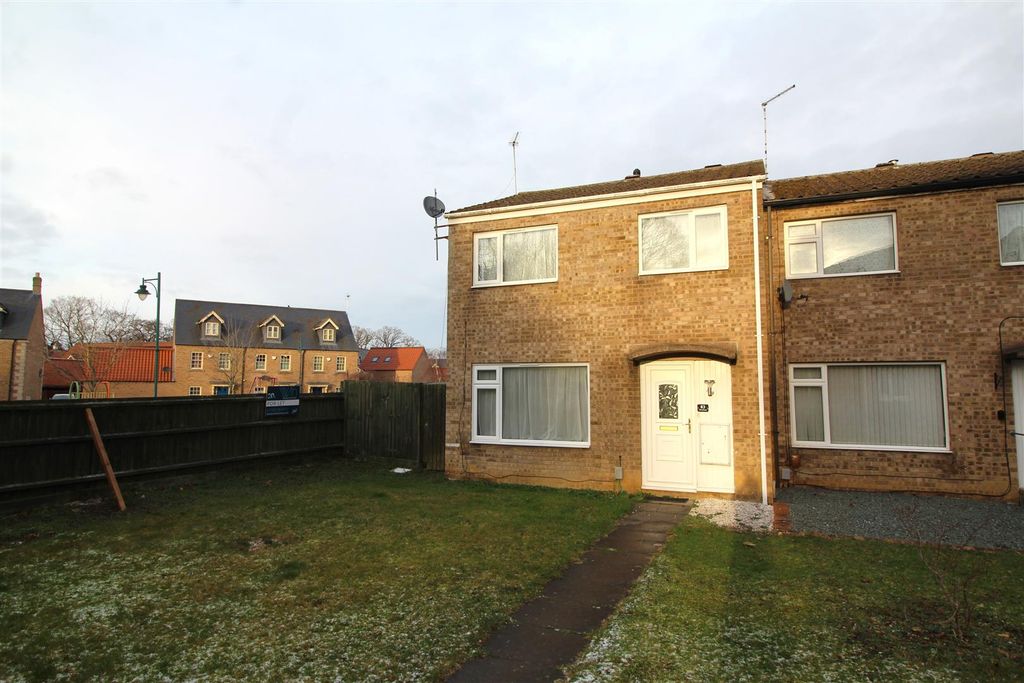 Property photo 1 of 13 Front.Jpg