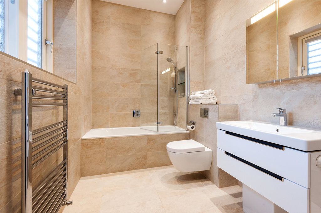 Property photo 2 of 6 Picture No. 05
