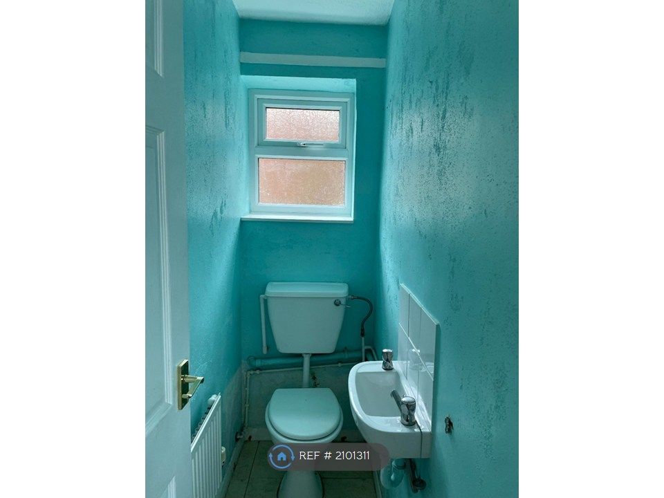 Property photo 3 of 19 Downstairs Wc
