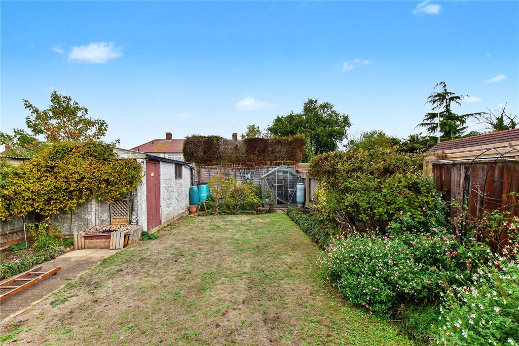 Property photo 3 of 15 Picture No. 01