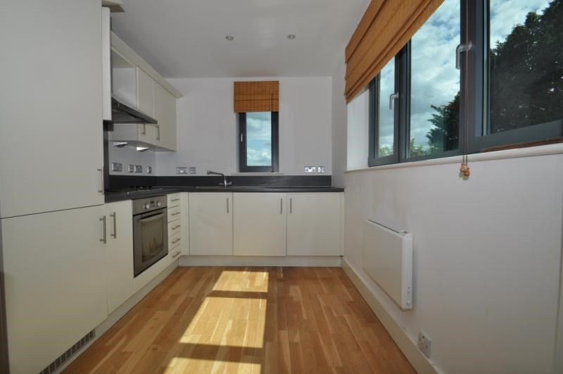 Property photo 2 of 9 Photo4