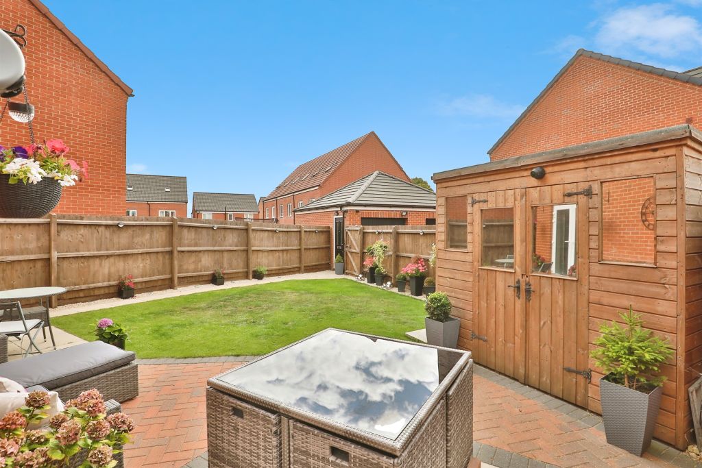 Property photo 3 of 17