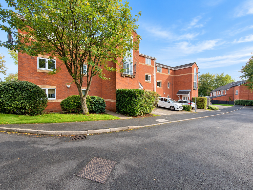 Property photo 1 of 23
