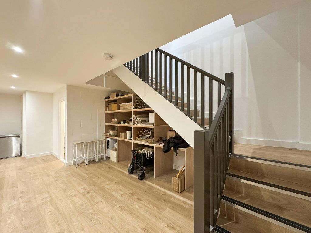 Property photo 3 of 5 Image 46.Jpg