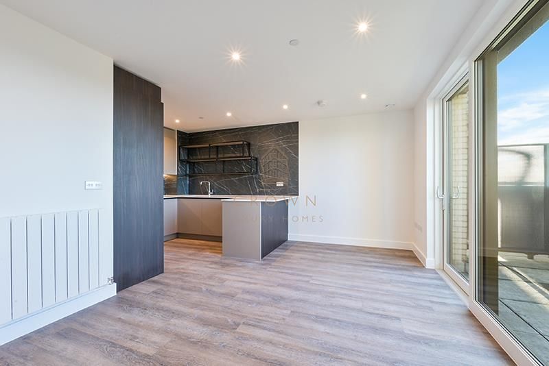 Property photo 2 of 20 Batchford House, 503- (8).Jpg