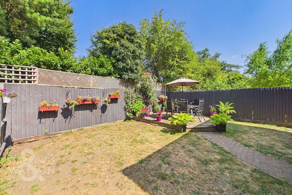 Property photo 1 of 22