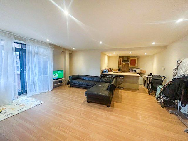 Property photo 2 of 7