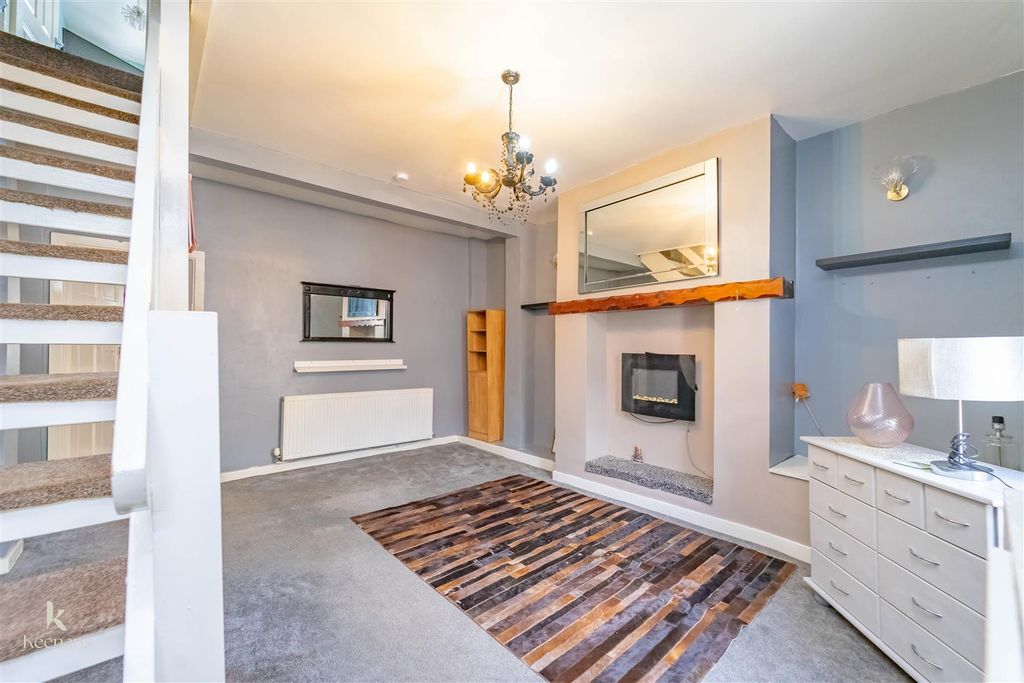 Property photo 1 of 18 Untitled-06919.Jpg
