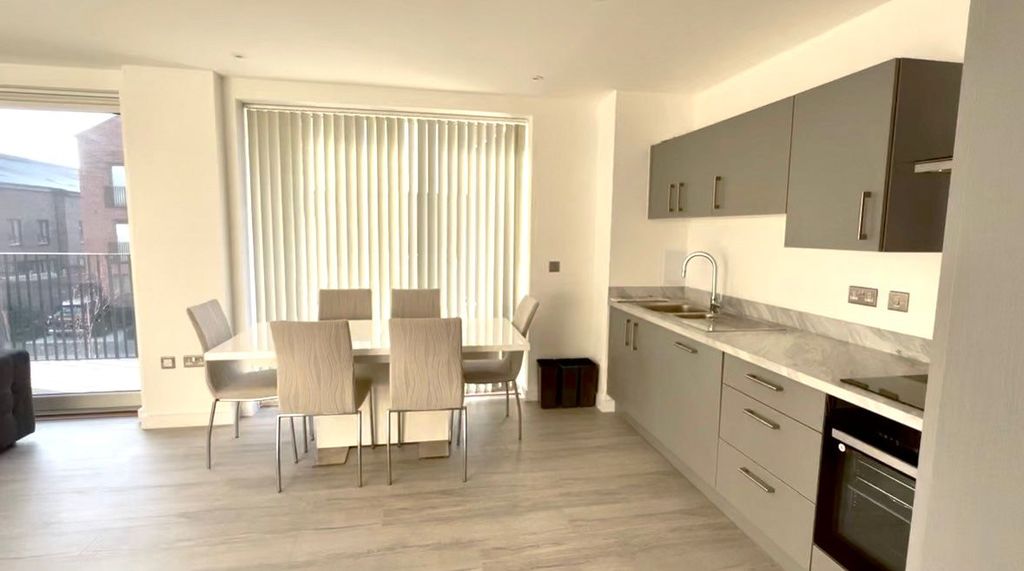 Property photo 3 of 4