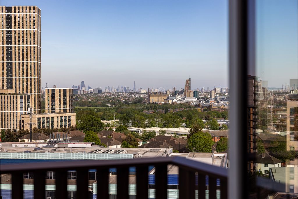 Property photo 2 of 7 Royal Gateway - Show Home - Elevated View