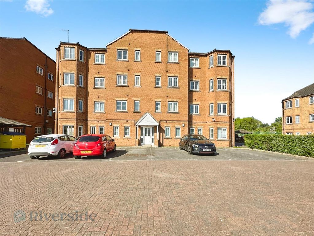 Property photo 1 of 6