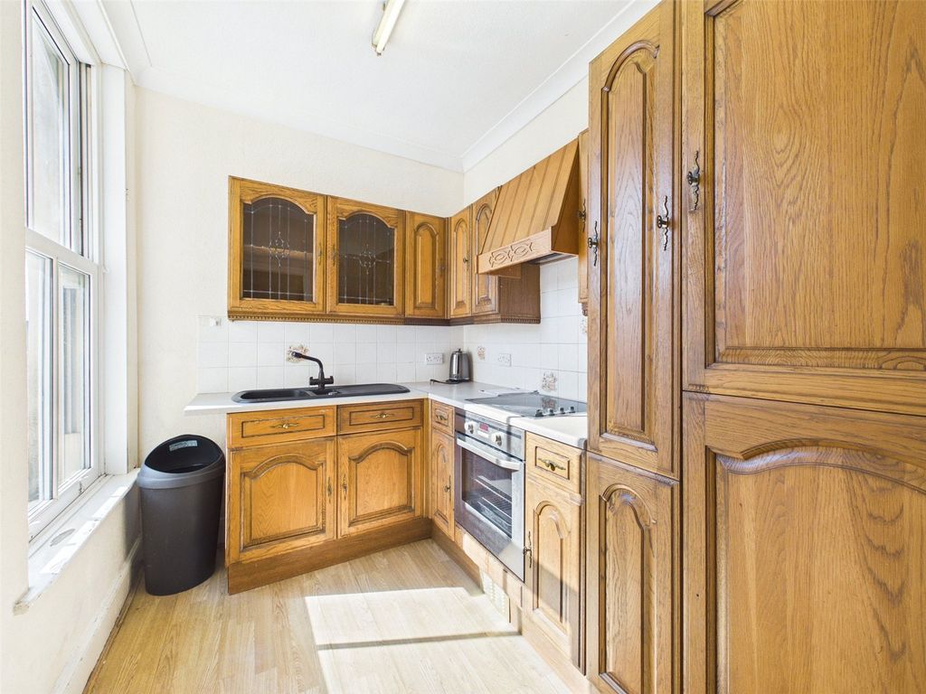 Property photo 3 of 13 Picture No. 05