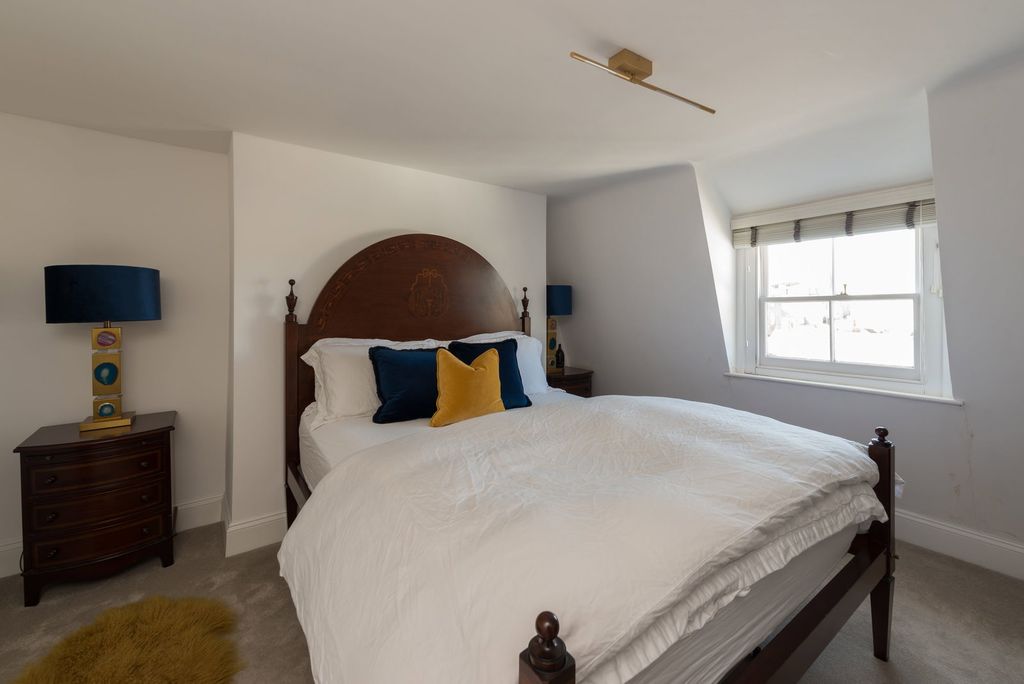 Additional image 18 of 7 bed terraced house for saleNelson Crescent, Ramsgate CT11