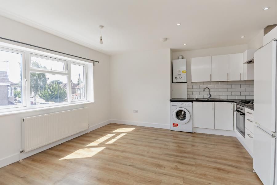 Property photo 2 of 9