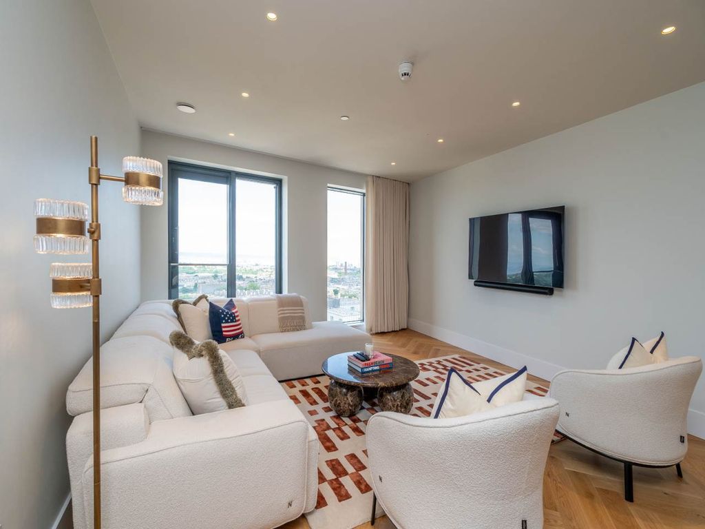 Additional image 10 of 3 bed flat for saleSt. James Place, Edinburgh EH1
