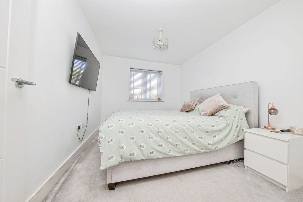 Property photo 2 of 10 Pbox-Img.Jpg