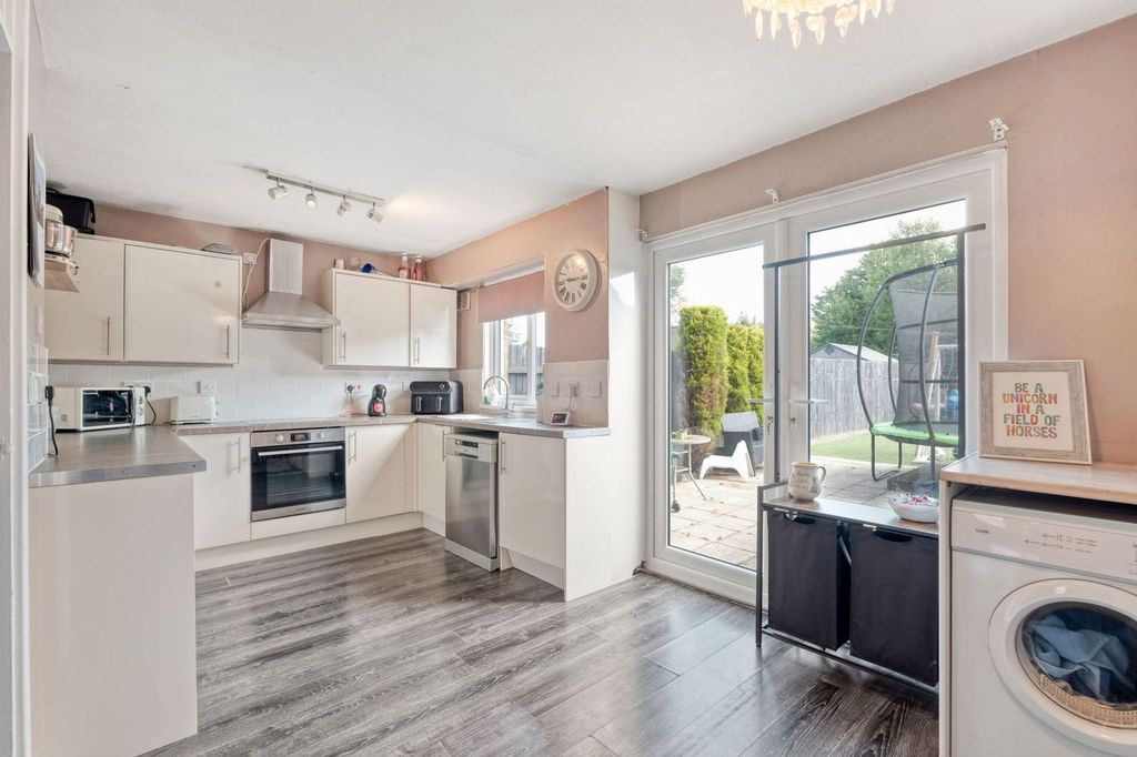 Property photo 2 of 15