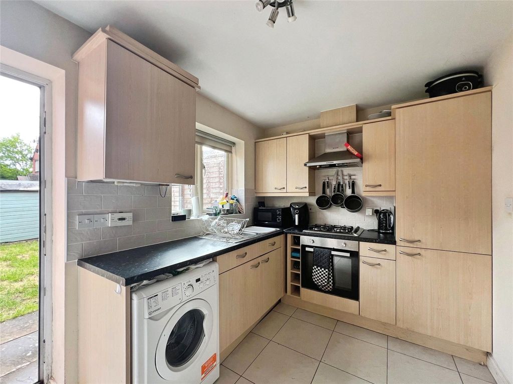 Property photo 2 of 13 Picture No. 03