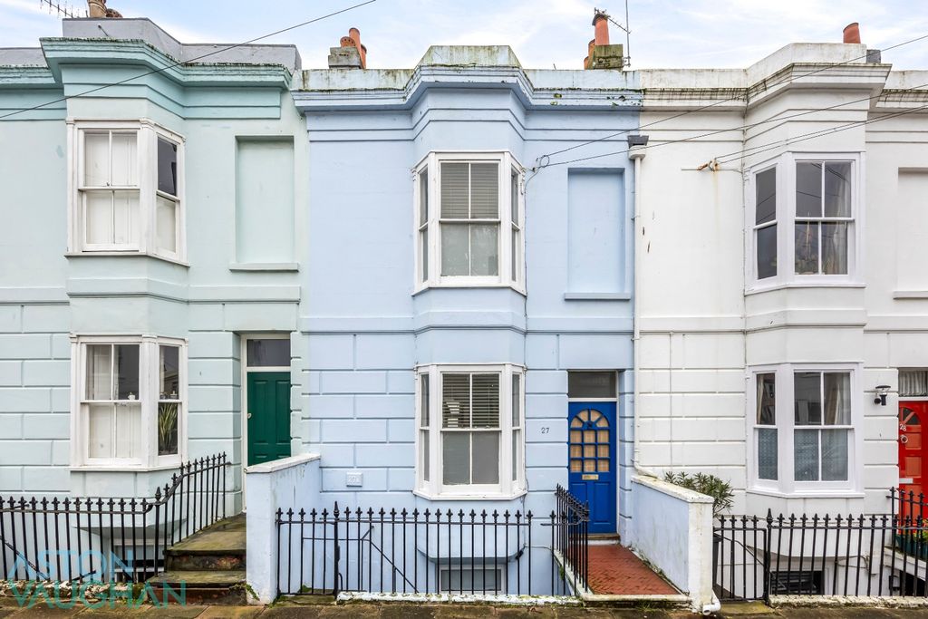 Property photo 3 of 10 4909042